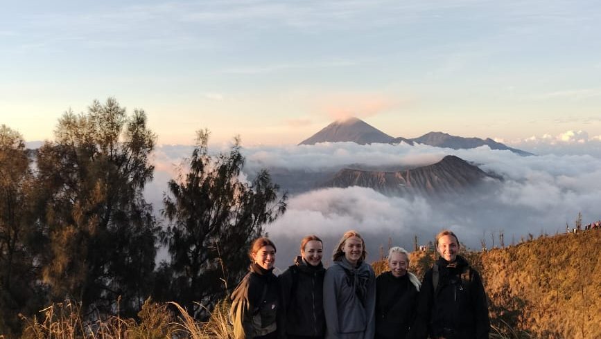 Discover 16-Day Java Bali Tour