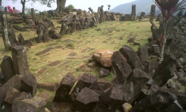 batu gunung padang